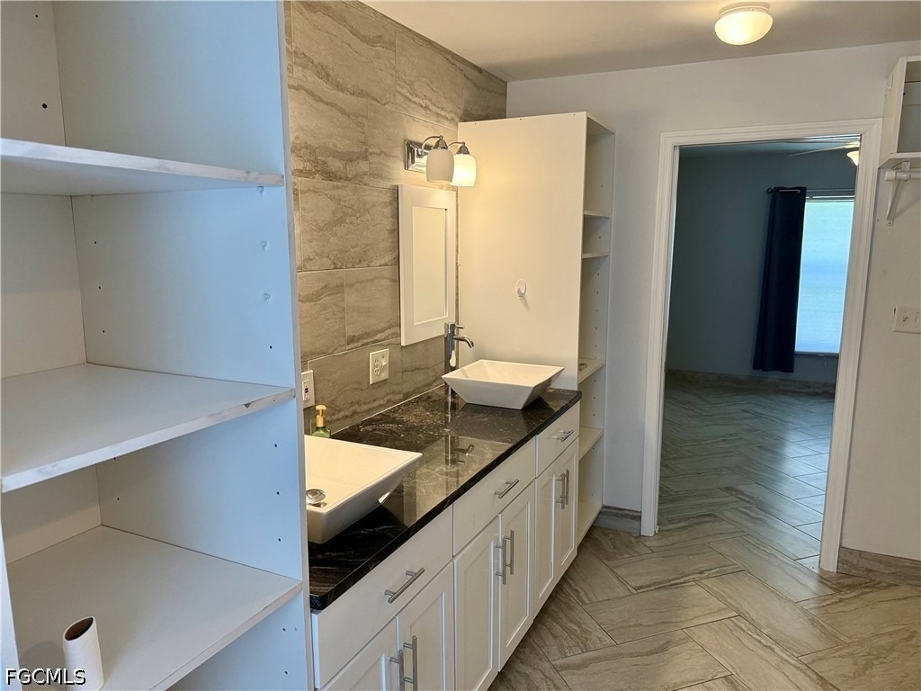 2204 Nelson Road N - Photo 12