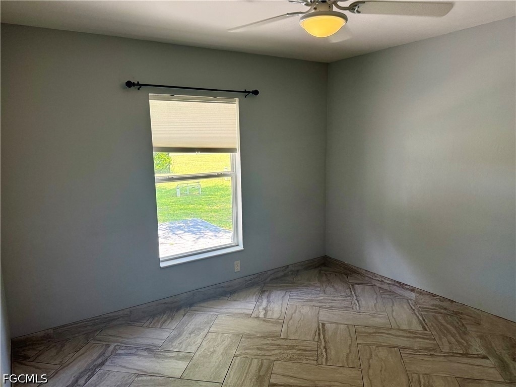 2204 Nelson Road N - Photo 15