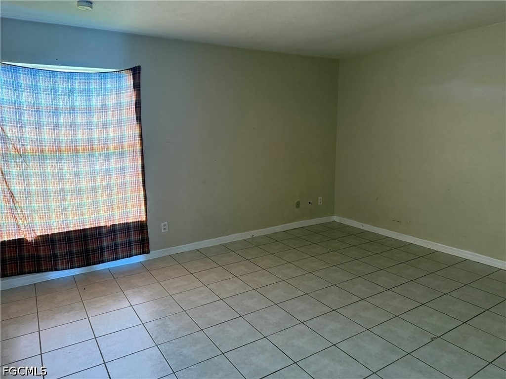 1131 S Loop Boulevard - Photo 4