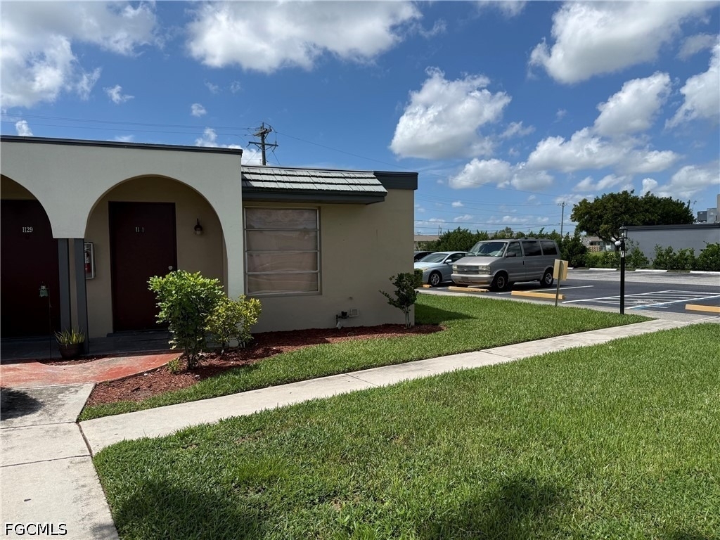 1131 S Loop Boulevard - Photo 0