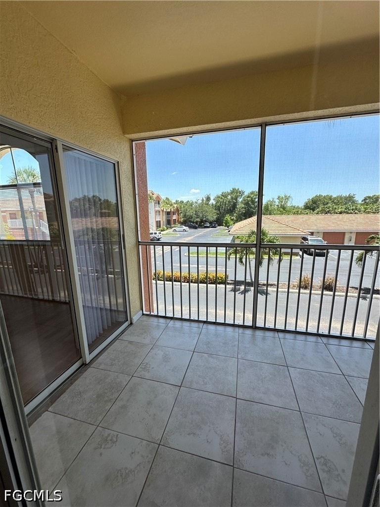 6361 Aragon Way - Photo 35