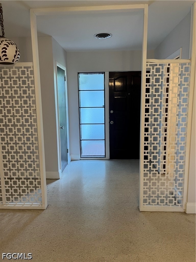 2031 Maravilla Circle - Photo 2