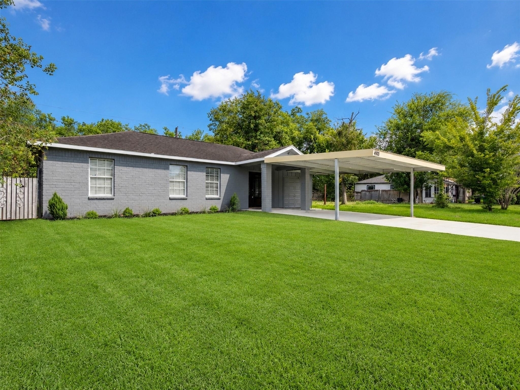 4930 Holloway Drive - Photo 9