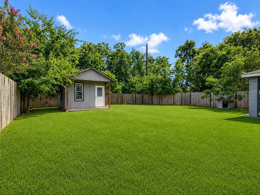 4930 Holloway Drive - Photo 10