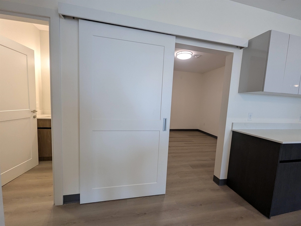 55 North Main - Photo 8