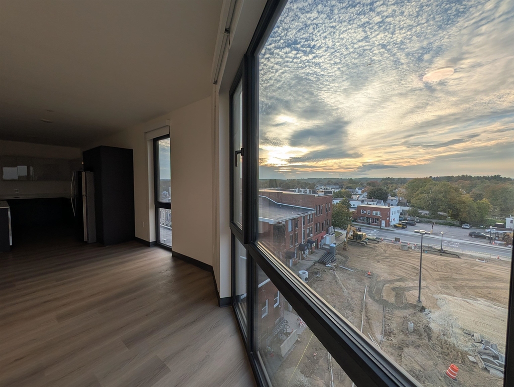 55 North Main - Photo 5