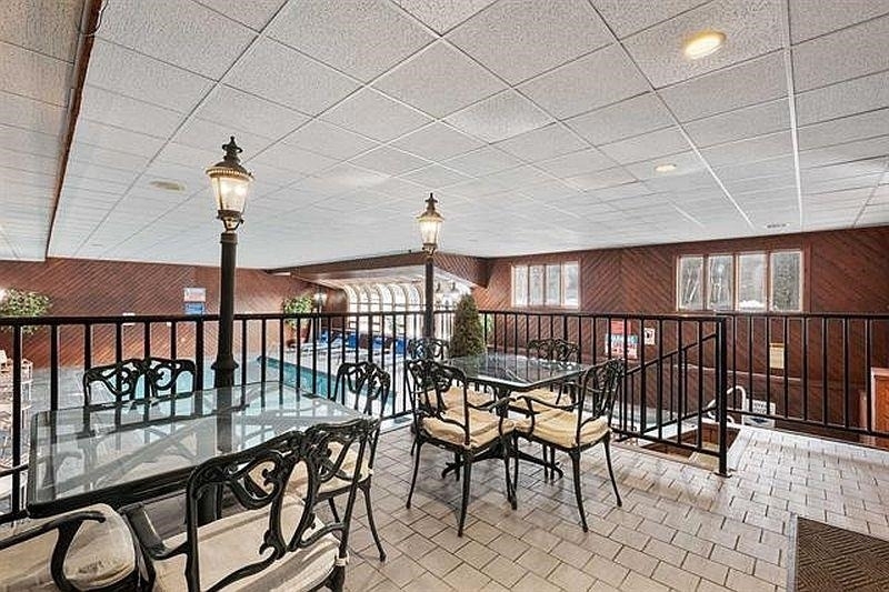 227 Main - Photo 11