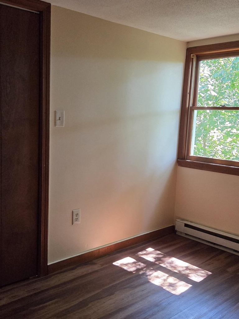 32 Court - Photo 18