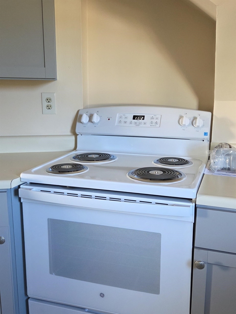 32 Court - Photo 24