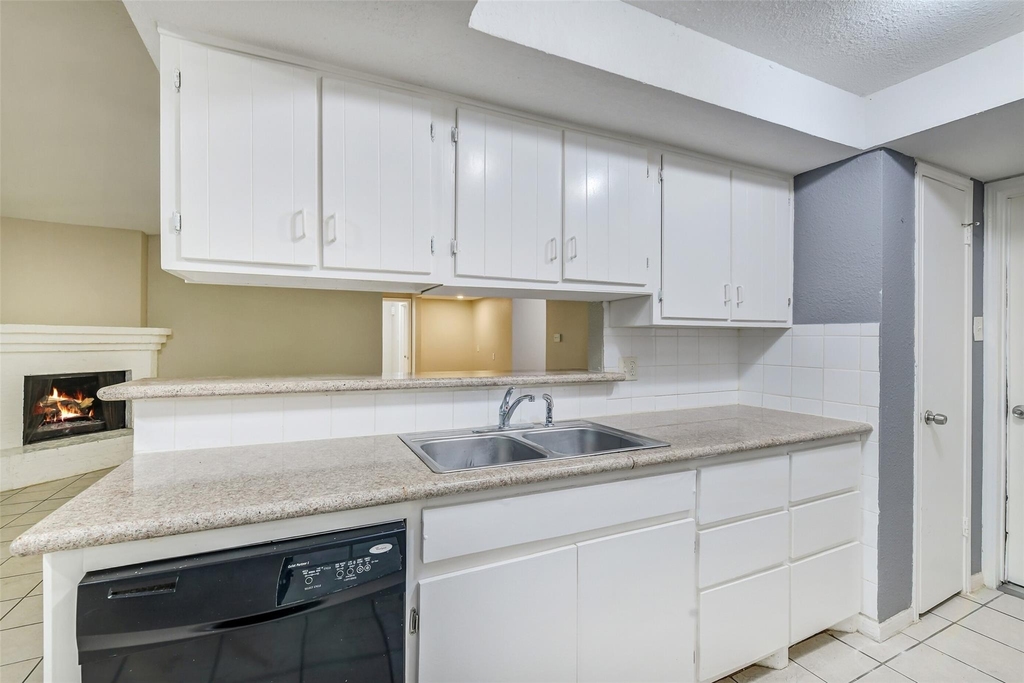19334 Wood Village Lane - Photo 12