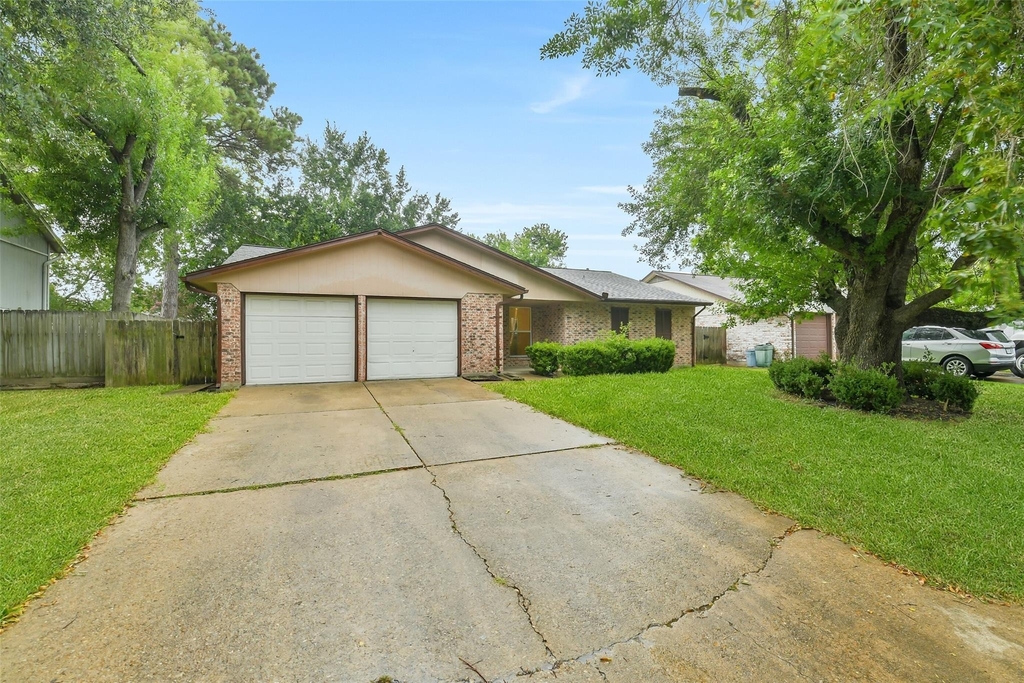 19334 Wood Village Lane - Photo 1