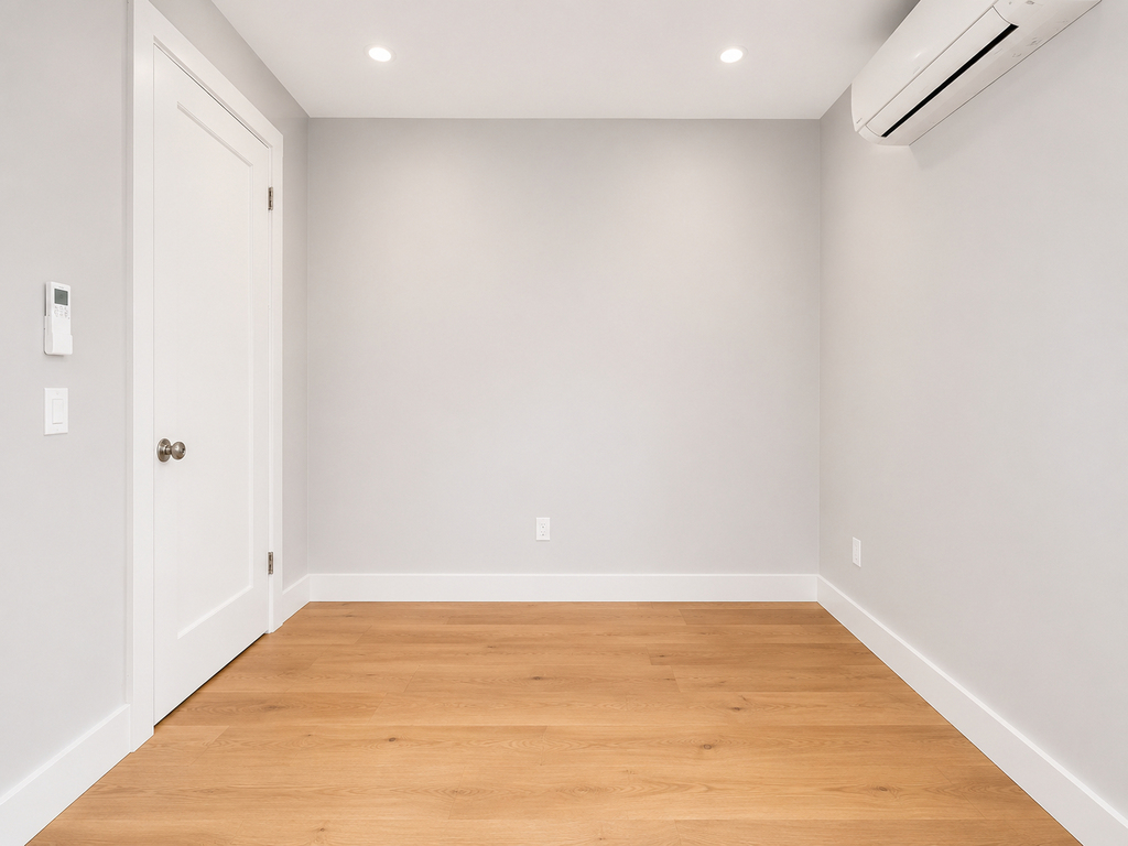 484 Harman Street - Photo 6