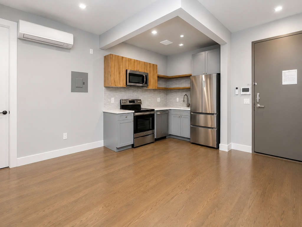 484 Harman Street - Photo 3