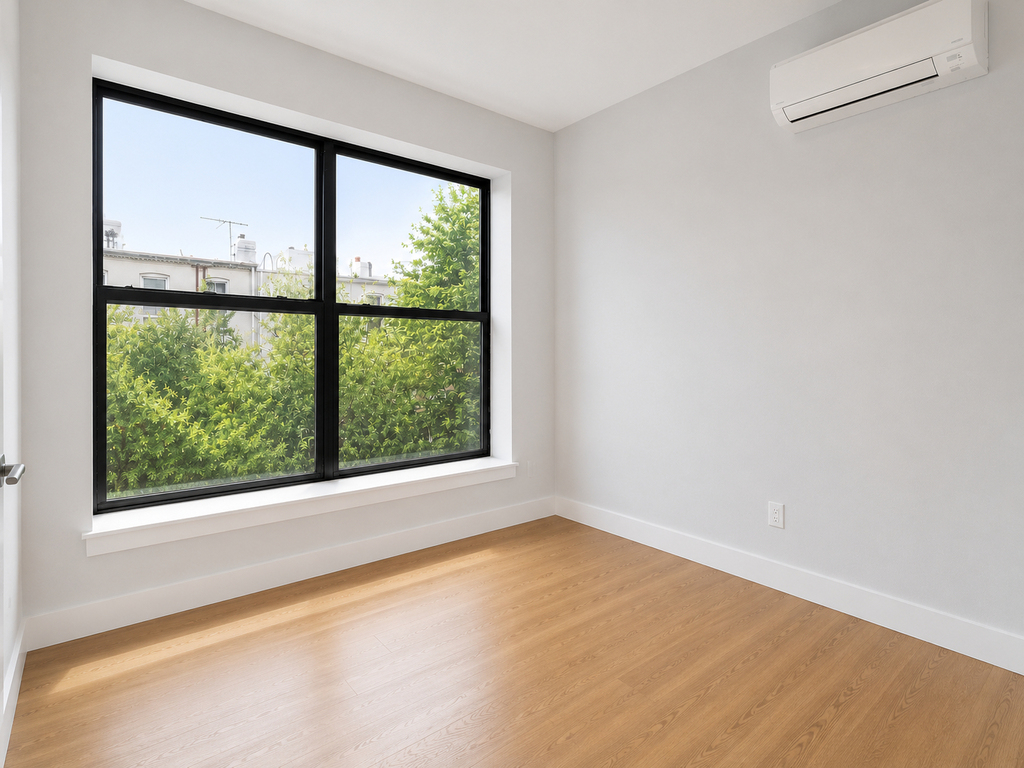 484 Harman Street - Photo 0