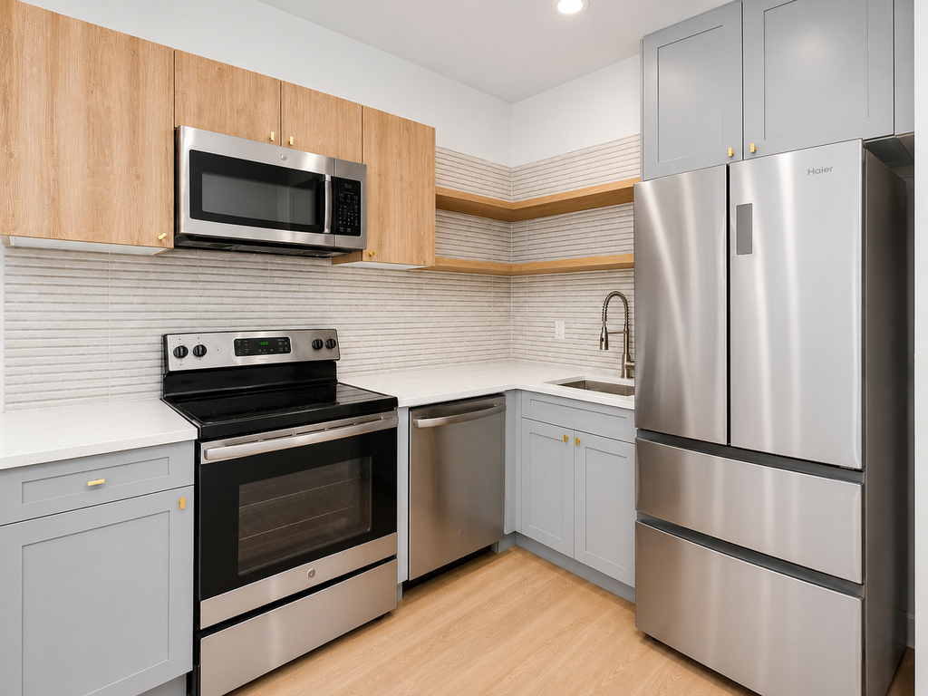 484 Harman Street - Photo 1