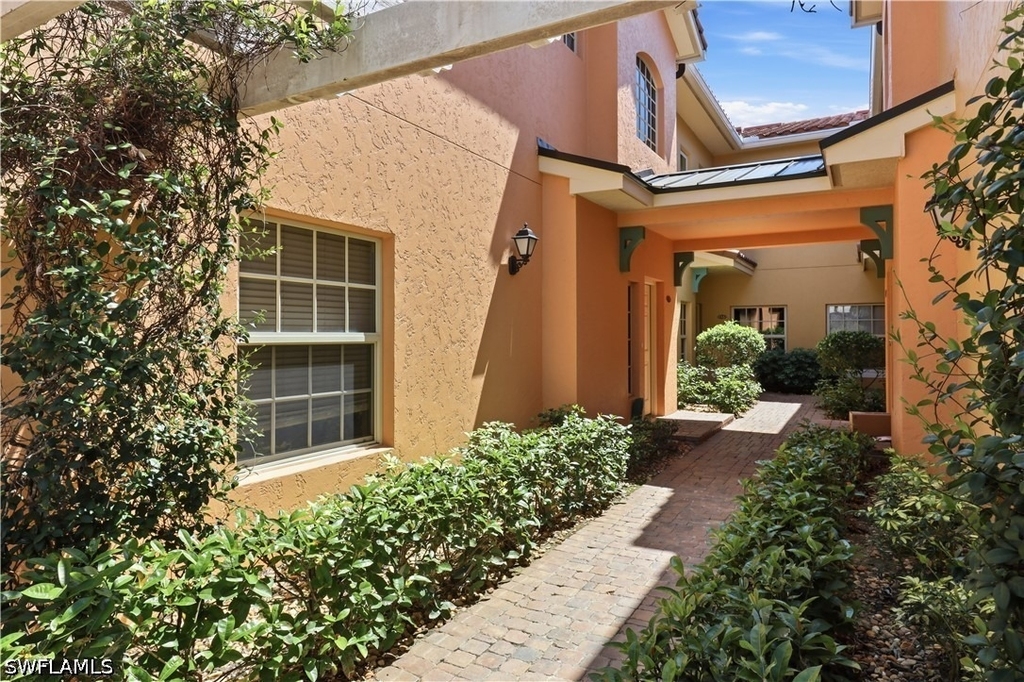 8601 Piazza Del Lago Circle - Photo 1