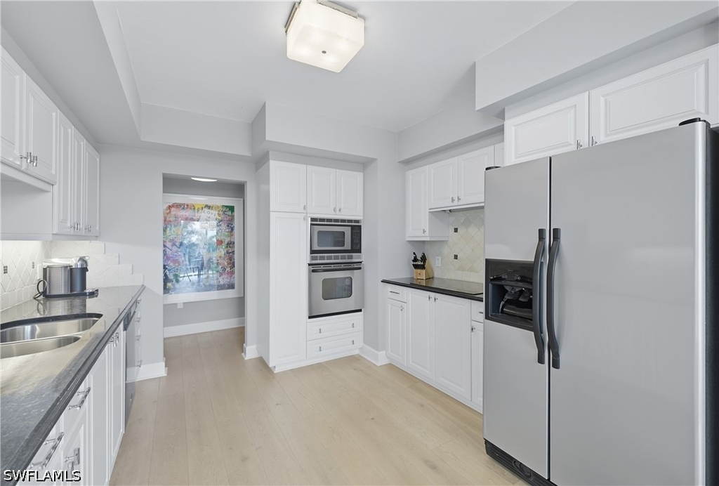 7515 Pelican Bay Boulevard - Photo 16