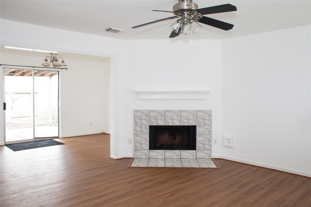 8910 Sage Place - Photo 2
