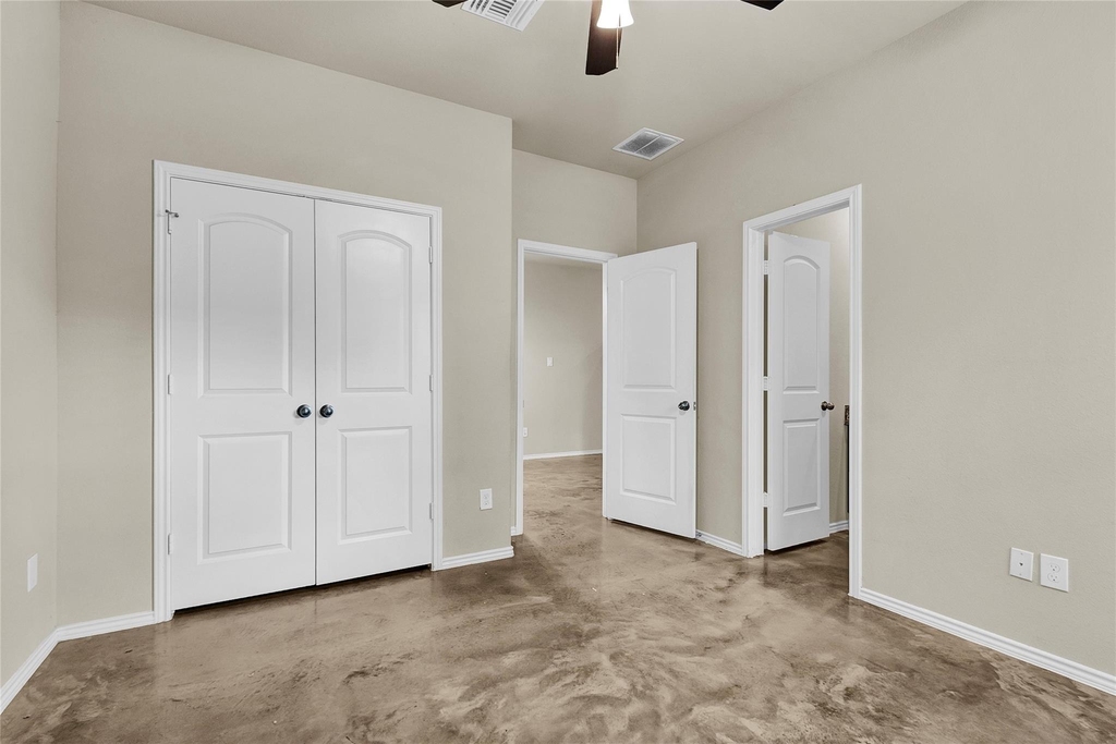 15841 Beechnut Dr - Photo 2