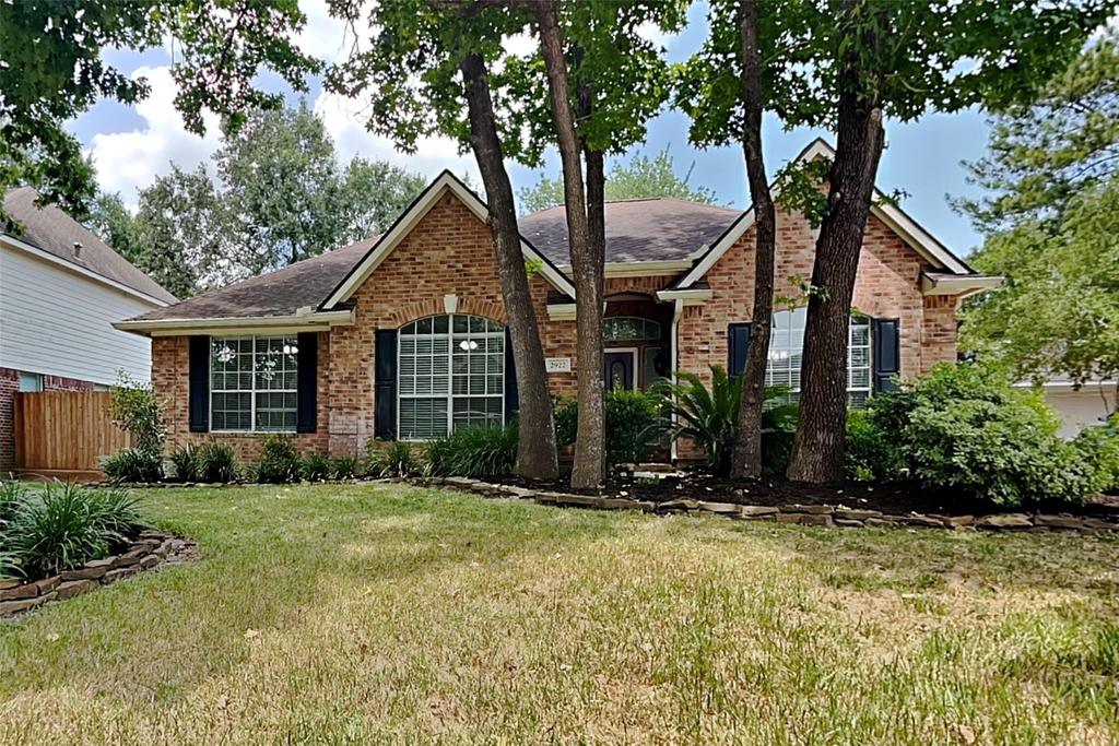 2922 Maple Bend Drive - Photo 0