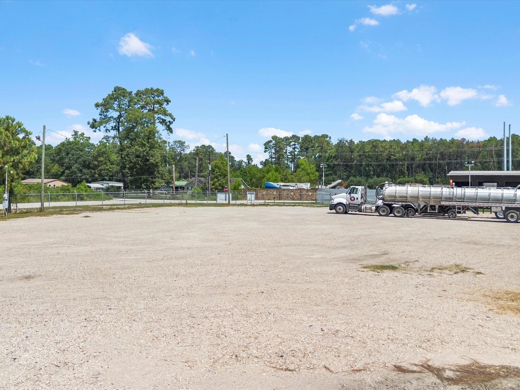 13628 Kennedy Drive - Photo 3