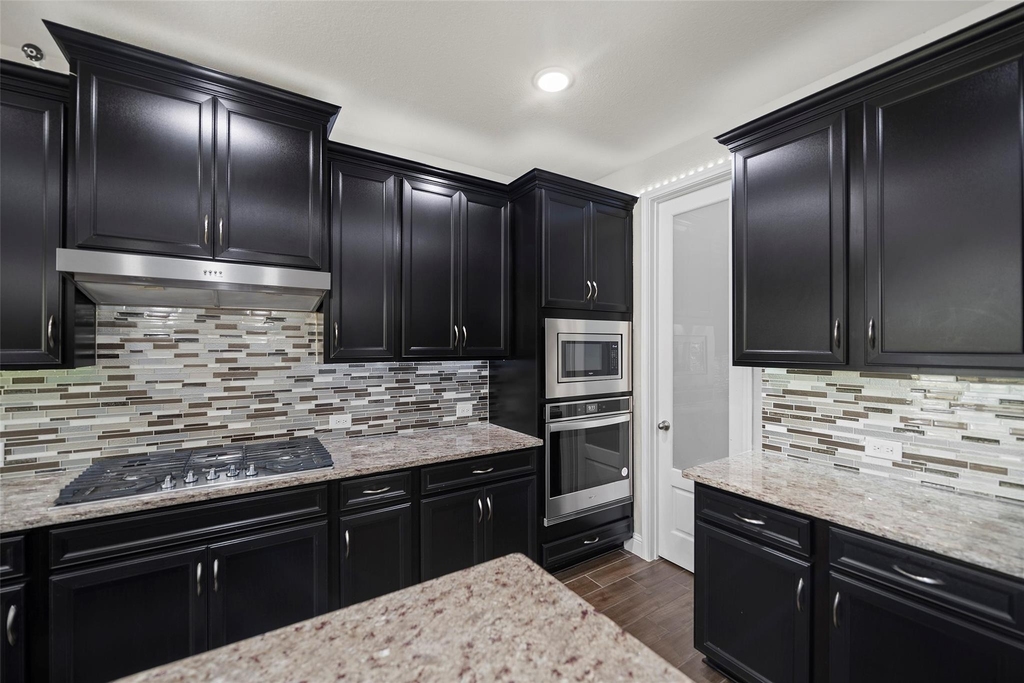 18606 Rock Quarry Trail - Photo 8