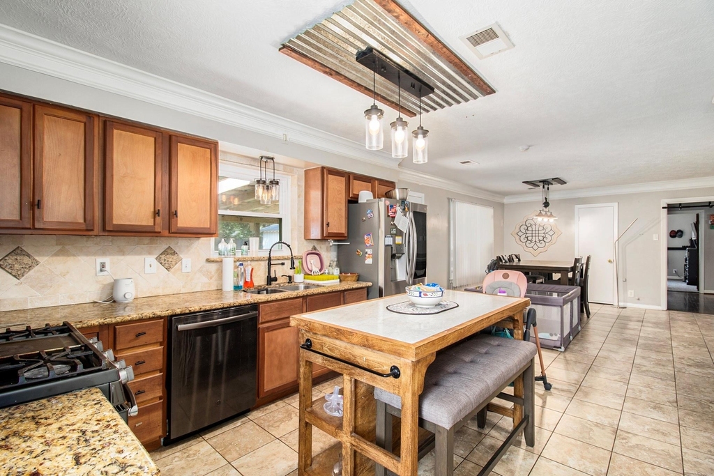 110 William Avenue - Photo 8