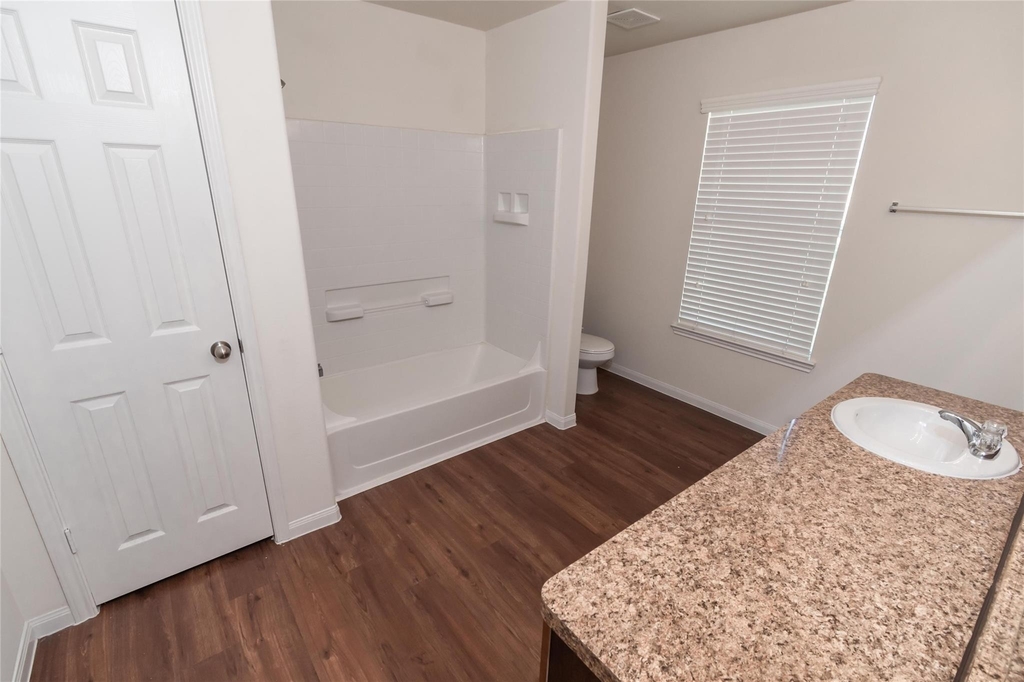 5815 Post Oak Manor Drive - Photo 9
