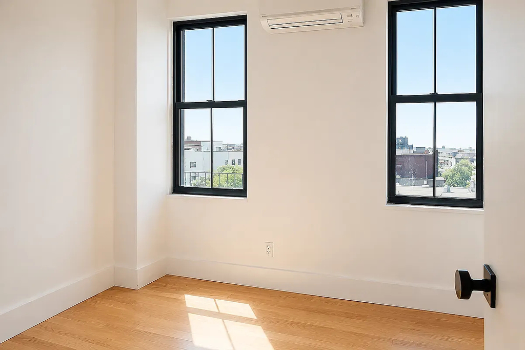 1520 Saint John's Place - Photo 2