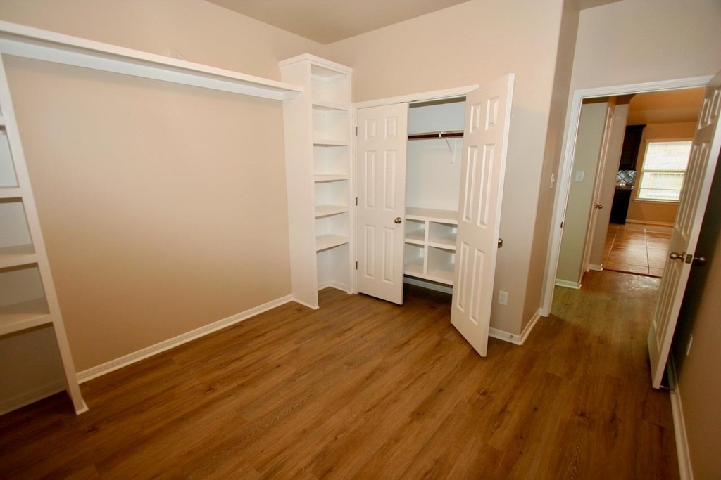 28222 Helmsman Knolls Drive - Photo 17