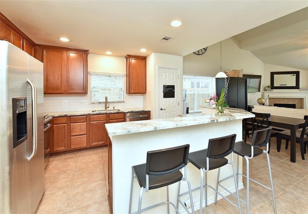 7215 Ravenswood - Photo 6