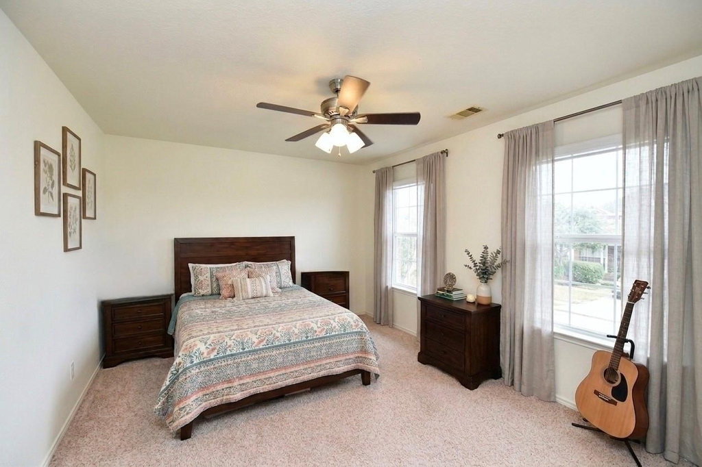 7215 Ravenswood - Photo 17