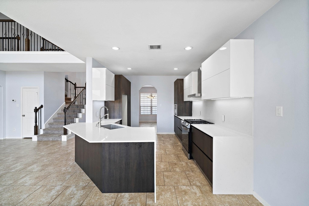 29006 Dryander Forest Court - Photo 9
