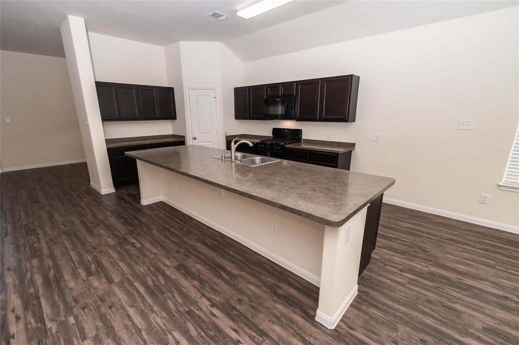 29607 Clover Shore Drive - Photo 3