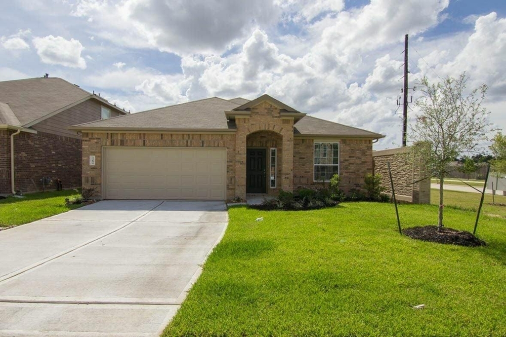 29606 Woodsons Shore Drive - Photo 0