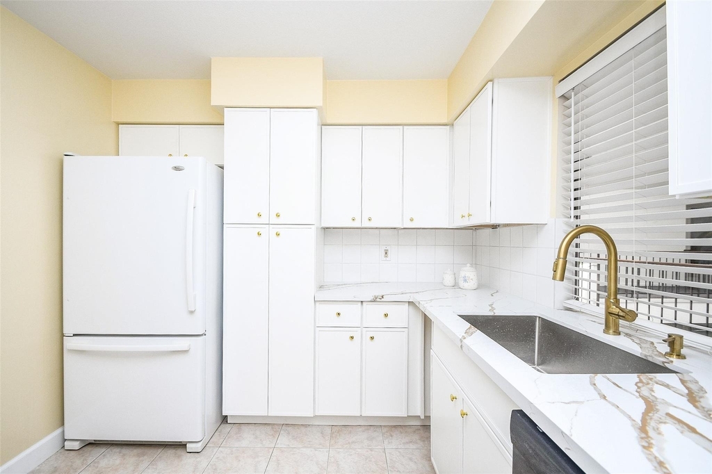 5200 Weslayan Street - Photo 17