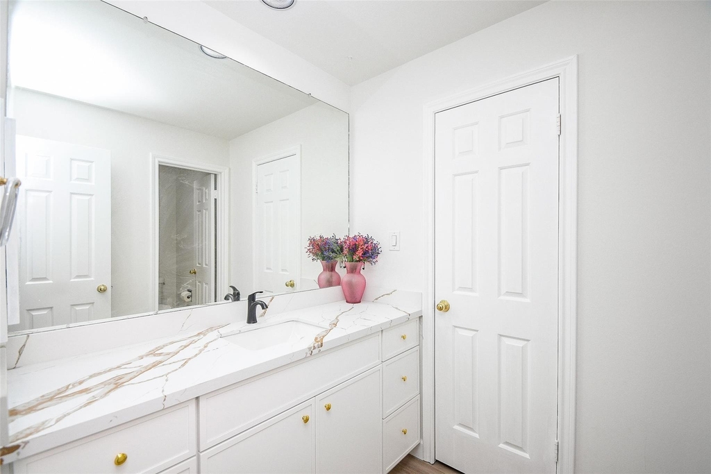 5200 Weslayan Street - Photo 24
