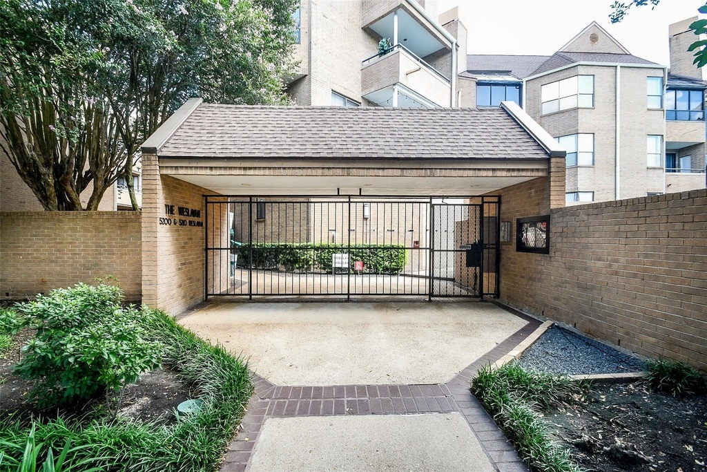 5200 Weslayan Street - Photo 0