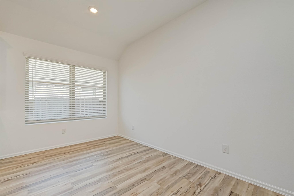 21343 Bering Reach Drive - Photo 9