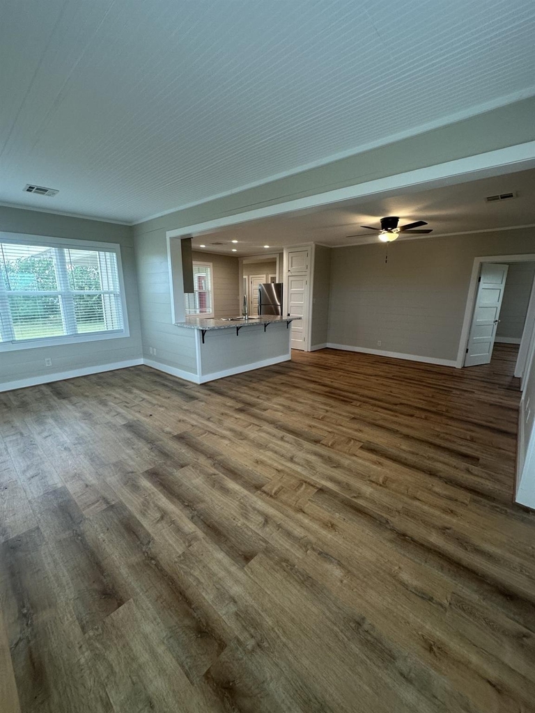 12201 Emshoff - Photo 2