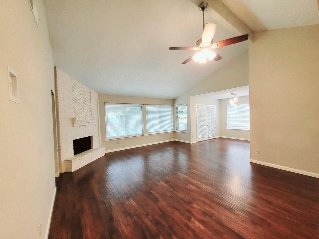2711 S Brompton Drive - Photo 2