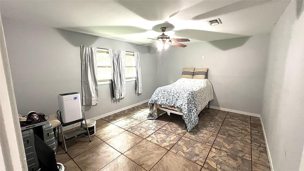 803 Glen Hollow Drive - Photo 13
