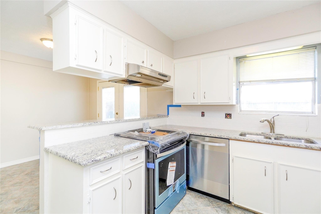20814 Westgreen Court - Photo 9