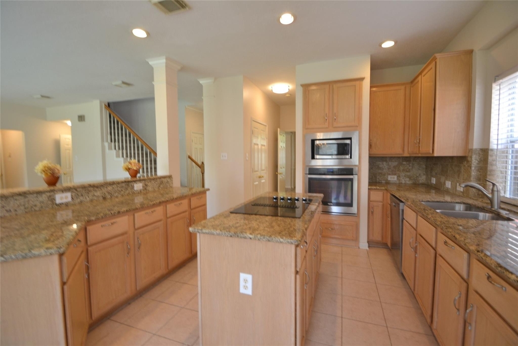 5007 Bellmead Drive - Photo 11