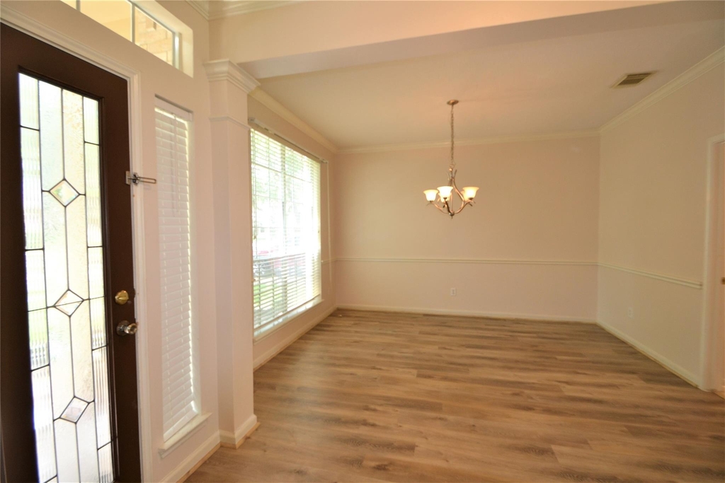 5007 Bellmead Drive - Photo 1