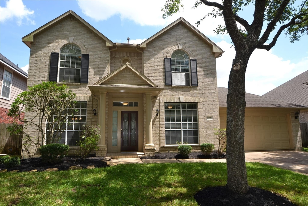 5007 Bellmead Drive - Photo 0