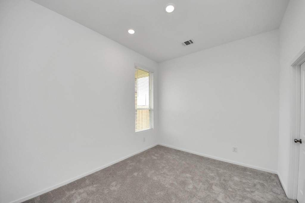3040 Ash Ray Drive - Photo 11