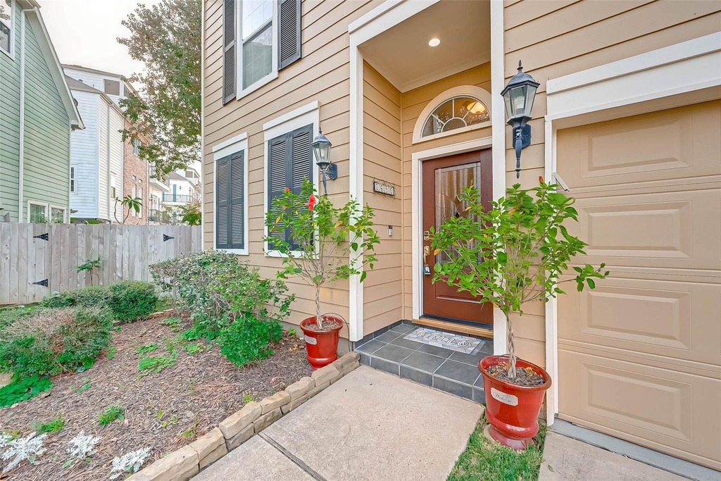 2650 Shady Acres Landing - Photo 2