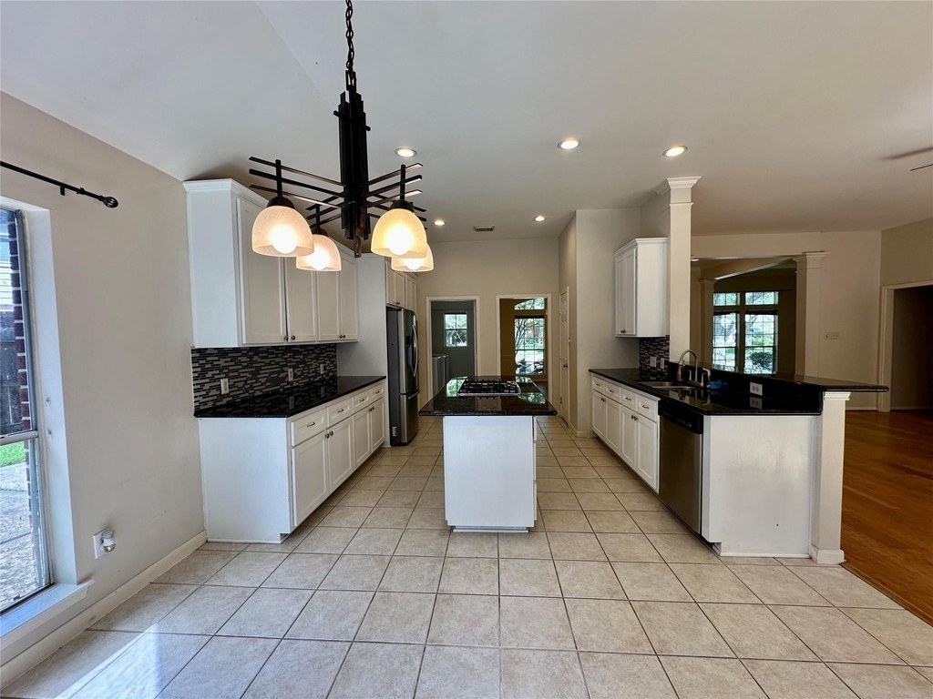 1318 Cedar Terrace Court - Photo 2