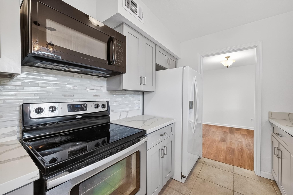 500 N Post Oak Lane - Photo 15